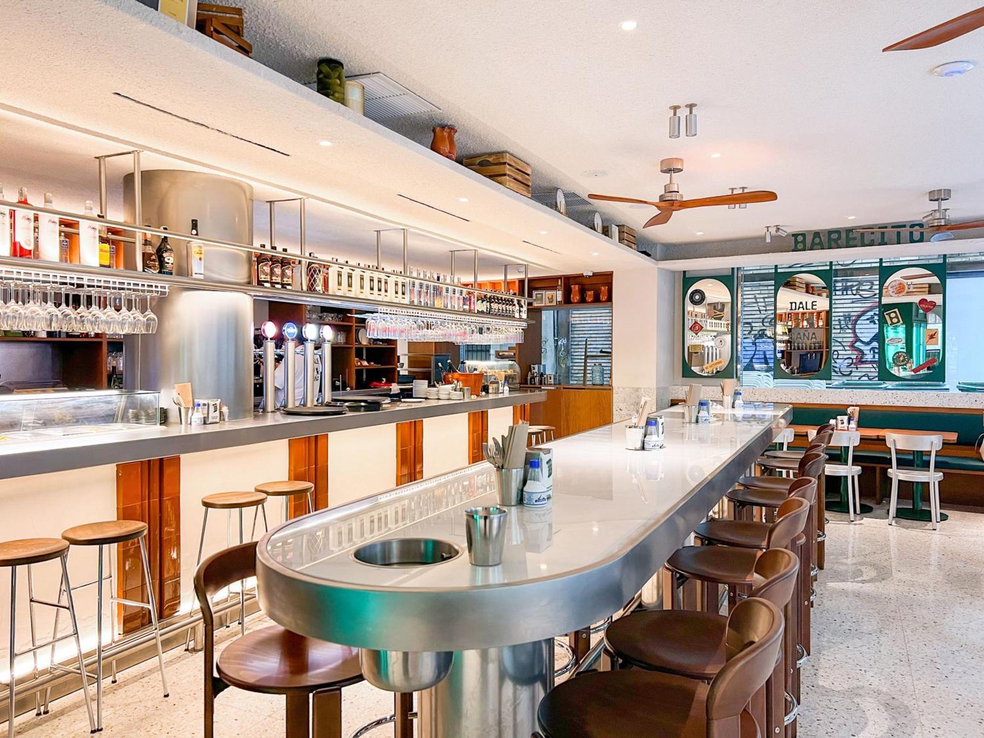 Melia Plaza Valencia — Fotos 1